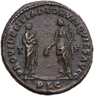reverse: Diocletian as Senior Augustus (305-311/2 AD). . AE Follis. Lugdunum (Lyon) mint. Struck 1 May AD 305-early 307