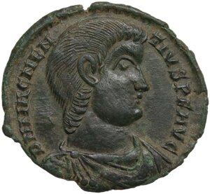 obverse: Magnentius (350-353).. AE 22 mm. Ambianum (Amiens) mint. Struck January-August AD 353