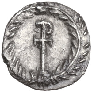 reverse: Justinian I (527-565).. AR Quarter Siliqua, Ravenna mint