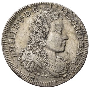 obverse: NAPOLI. Filippo V di Borbone (1700-1707). Tarì 1701. Ag. Busto con testa nuda a d. - Sole con raggi illumina il globo. Magliocca 74. BB+