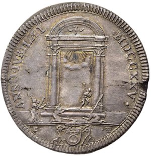 reverse: ROMA. Benedetto XIII (1724-1730). Testone del giubileo 1725 con Porta Santa aperta. Ag (9,17 g). MIR 2437/1. RR. qFDC