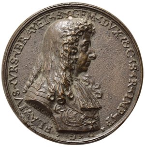 obverse: Personaggi. Flavio I Orsini, Duca di Bracciano (1660-1696). Medaglia fusa AE (75,14 g - 64,8 mm) Opus Papaleo 1679 (Fusione postuma?). Forellino di sospensione. Rarissima. SPL