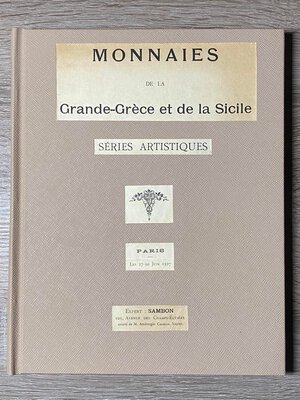 obverse: SAMBON, CANESSA - Monnaies de la Grande-Grece et de la Sicile. Series Artistiques. Paris, 1927. XXXIX tav. b/n. Ottimo stato