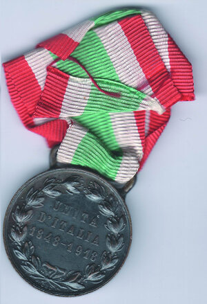 reverse: MEDAGLIA in Ae; D/ Busto di Vittorio Emanuele III; R/ Unità d’Italia 1848-1918 - Con nastrino originale.