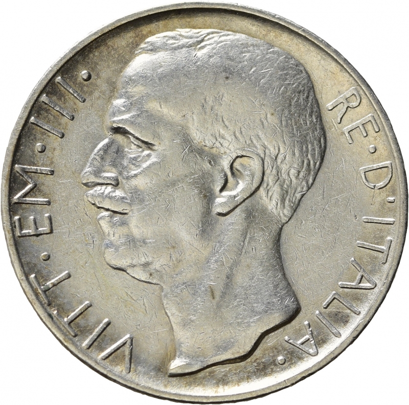 obverse: Vittorio Emanuele III (1900-1943). 10 lire 1927 *una rosetta 