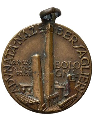 reverse: SAVOIA - Medaglia adunata nazionale Bersaglieri Bologna 1932, bronzo, diametro 3.2 cm, con anello,peso gr. 16, BB.