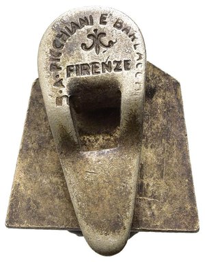 reverse: VENTENNIO FASCISTA - Distintivo ONB, metallo bianco e smalti neri, Picchiani e Barlacchi, II tipo in uso dal 1927 al 1945.BB.
