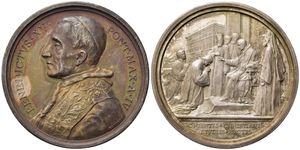 obverse: Medaglie Papali. Benedetto XV (1914-1922). Medaglia anno IV 