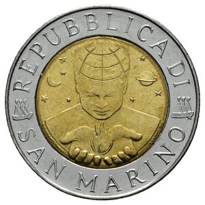 reverse: San Marino 500 Lire 1999 ERRORE  Esubero di metallo sul globo 