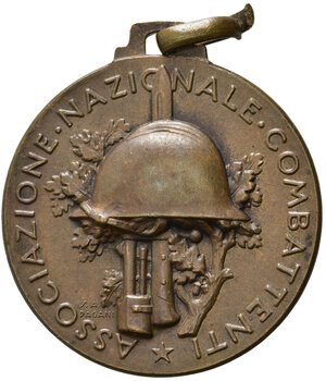 reverse: VENTENNIO FASCISTA. Associazione Nazionale Combattenti. Medaglia per il ventennale della vittoria 1918-1938. AE (13,93 g). SPL