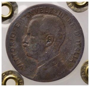 obverse: Italia. Regno D’Italia. Vittorio Emanuele III. 5 Cent. 1913.  Senza Punto. Montenegro 364. RR MB. 