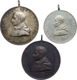 obverse: Lotto di tre (3) medaglie di vari diametri e metalli di ambito milanese di cui due in argento e una in bronzo