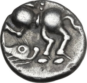 reverse: Northeast Gaul, Leuci. AR Quinarius. Solima, c. 100-50 BC