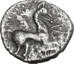 reverse: Central Gaul, Aedui. AR Quinarius, 2nd-1st century BC
