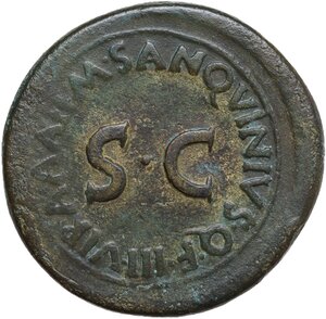 reverse: Augustus (27 BC - 14 AD).. AE Sestertius. M. Sanquinius, moneyer. Struck 17 BC
