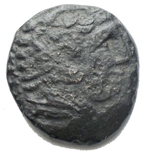 obverse: Mondo Greco - Könige von Makedonien. Alexander III. der Große 336-323 v. Chr. Bronzemünze (AE-17 mm). Kopf des jugendlichen Herakles nach rechts / Gorytos mit Bogen, Name, Keule und 
