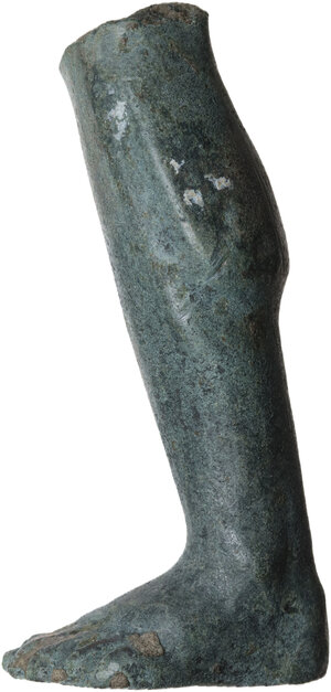obverse: Bronze left left of a statuette.  Roman.  65x31 mm