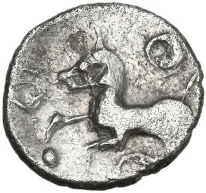reverse: Central Gaul, Aedui. AR Quinarius,  à la tête casquée  type, c. 80-50 BC
