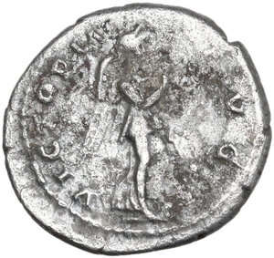 reverse: Hadrian (117-138).. AR Denarius, 136 AD