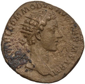 obverse: Commodus as Augustus with M. Aurelius (177-180).. Dupondius