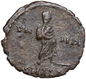 reverse: Divus Constantine I (died 337 AD). AE Follis. Alexandria mint, 1st officina. Struck under Constantius II, AD 347-348