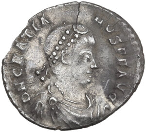 obverse: Gratian (367-383).. AR Siliqua. Treveri (Trier) mint. Struck AD 367-375