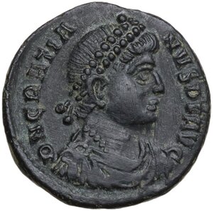 obverse: Gratian (367-383).. AE 17 mm. Constantinople mint, 378-383 AD