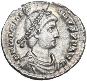 obverse: Magnus Maximus (383-388).. AR Siliqua. Treveri (Trier) mint
