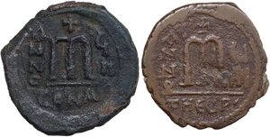 reverse: Tiberius II Constantine (578-582).. Lot of 2 unclassified AE Folles