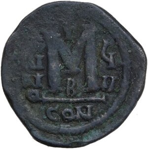 reverse: Maurice Tiberius (582-602).. AE Follis. Constantinople mint, 2nd officina. Dated RY 8 (589/90)
