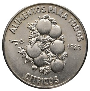 obverse: CUBA 1 Peso Alimentos para todos - Citricos 1982