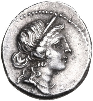 obverse: Julius Caesar. AR Denarius, Africa, 47-46 BC