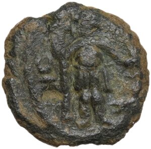 reverse: Justinian I (527-565).. AE Pentanummium. Cherson mint