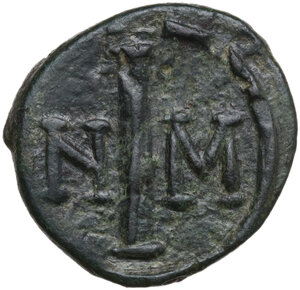 reverse: Justin II and Sofia (565-578).. AE 10 Nummi (Decanummium). Carthage mint. Struck circa 572/3-578