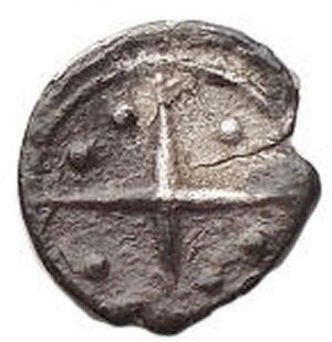 reverse: Mondo Greco - Syracuse. Second Democracy. 466-405 BC. AR Hemilitron, c. 440-430 BC. Obv: Head of nymph Arethusa facing right. Rev: Wheel with four spokes; six pellets (mark of value) within. Weight: 0.34 gr. Diameter: 8.8 x 9.2 mm. VF. Toned. Rare