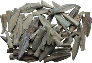 obverse: Miscellanea. Lot of sixty (60) bronze arrow heads in various shapes and sizes