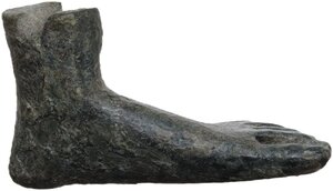 reverse: Greek or Roman. Bronze left foot. Most likely votive.  33x11 mm, height: 17 mm