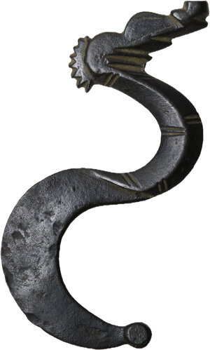 reverse: Late Roman period, Balkans. Stylized bronze zoomorphic element in the shape of an S.  82 mm. lenght