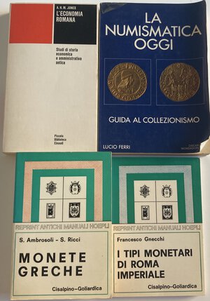obverse: Lotto di 4 libri include Gnecchi F. I tipi monetari di Roma
Imperiale, Ambrosoli - Ricci Monete Greche, Jones A. L economia
Romana, Ferri L. La Numismatica oggi. Buono stato 