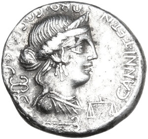 obverse: C. Annius and L. Fabius Hispaniensis. AR Denarius, mint moving between North Italy and Spain, 82-81 BC