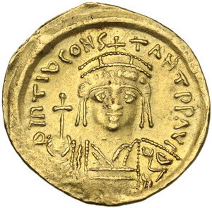 obverse: Tiberius II Constantine (578-582).. AV Solidus, Constantinople mint, officina Z
