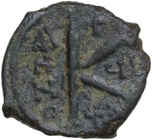 reverse: Maurice Tiberius (582-602).. AE Half Follis. Thessalonica mint. Dated RY 6 (587/88 AD)