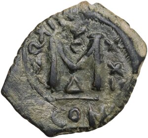 reverse: Heraclius, with Heraclius Constantine (610-641).. AE Follis, Constantinople mint, 4th officina