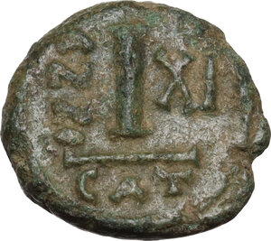 reverse: Heraclius (610-641).. AE Decanummium. Catania mint. Dated RY 11 (620/1 AD)