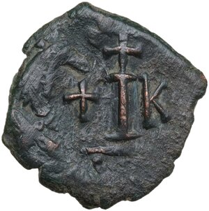 reverse: Constantine IV Pogonatus (668-685).. AE Decanummium, Constantinople mint, 668-674
