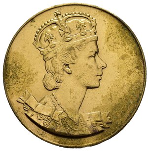 obverse: Medaglie estere - Regno Unito. Elisabetta II.  Medaglia incoronazione del 1953. AE dorato 11,60 g. BB