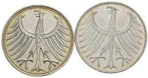 obverse: GERMANIA. Lotto di 2 monete da 5 Mark 1974 G e 1970 J. Ag. FDC
