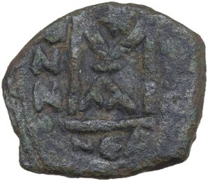 reverse: Heraclius (610-641).. AE Follis. Arab Byzantine war issue. Military mint in Palestine, likely Neapolis (Nablus), RY [...] (25=634/35 AD)