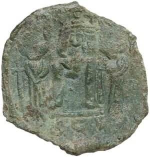 reverse: Constantine IV Pogonatus, with Heraclius and Tiberius (668-685).. AE Follis, Syracuse mint, 674-681