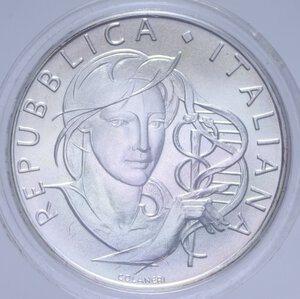 obverse: 500 LIRE 1989 LOTTA CONTRO IL CANCRO AG. 11 GR. IN COFANTTO FDC